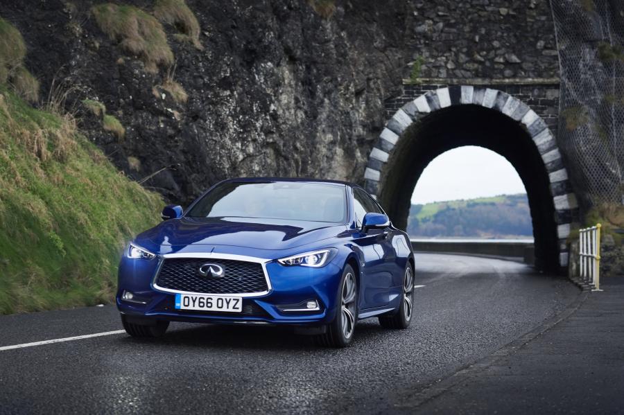  Infiniti Q60 2.0t 2016 года  (UK) (фото 5 из 10)